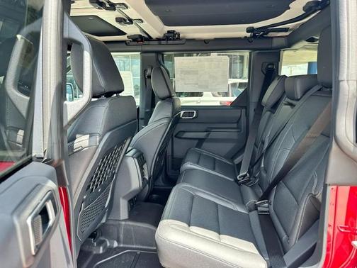 Ruby Red Metallic Tinted Clearcoat 2026 Ford Bronco Big Bend