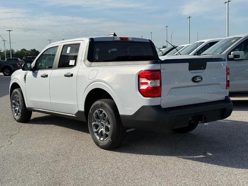 Space White Metallic 2026 Ford Maverick XLT