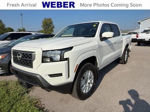 Glacier White 2022 Nissan Frontier SV