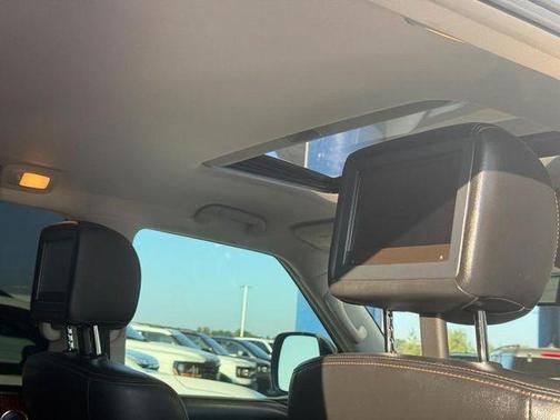 Gun Metallic 2018 Nissan Armada Platinum