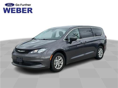 2023 Chrysler Voyager LX
