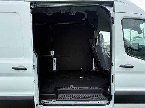 Oxford White 2026 Ford Transit-350 Base