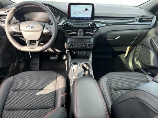2026 Ford Escape ST-Line Select AWD