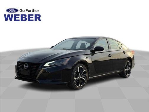 Black 2025 Nissan Altima SR