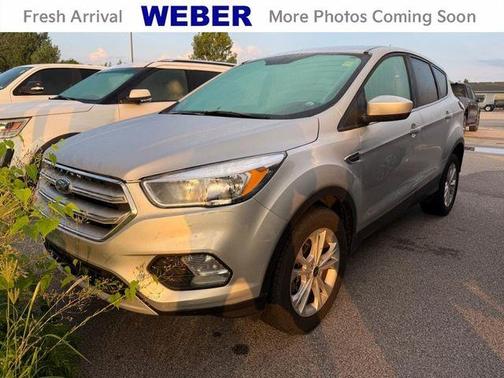 Ingot Silver 2017 Ford Escape SE