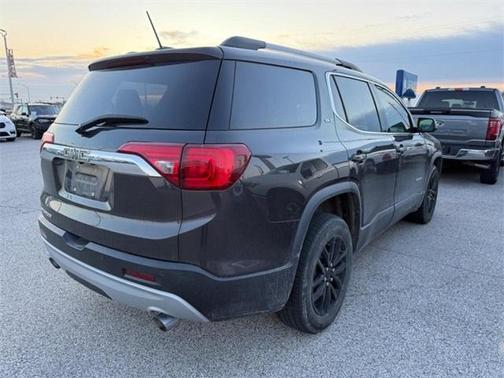 2017 GMC Acadia SLT-1