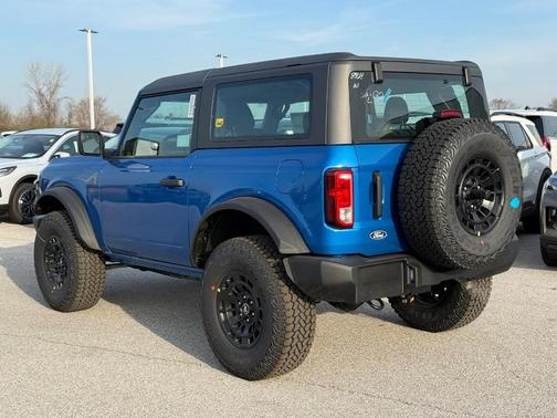 Velocity Blue Metallic 2026 Ford Bronco Base