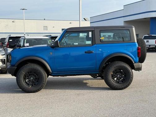 Velocity Blue Metallic 2026 Ford Bronco Base