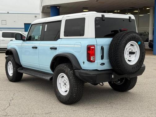 2025 Ford Bronco Heritage Edition