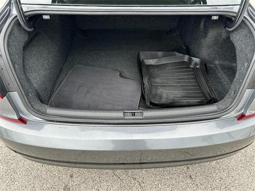 2018 Volkswagen Passat 3.6L V6 GT