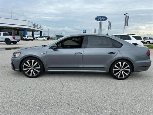 2018 Volkswagen Passat 3.6L V6 GT
