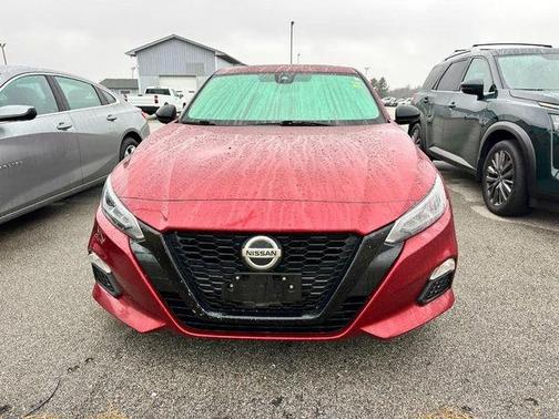 2021 Nissan Altima 2.0 SR