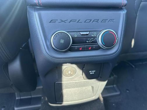 2025 Ford Explorer ST 4WD