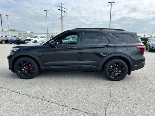 Black Metallic 2020 Ford Explorer ST