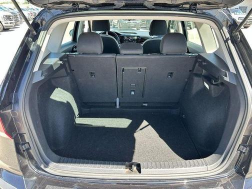 Deep Black Pearl Effect 2024 Volkswagen Taos 1.5T S