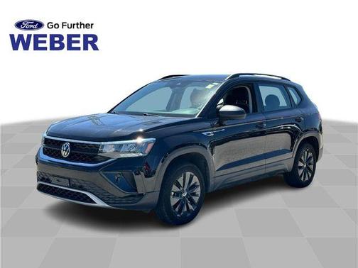 Deep Black Pearl Effect 2024 Volkswagen Taos 1.5T S