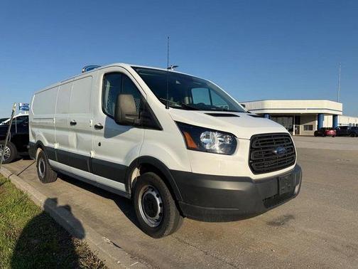 Oxford White 2018 Ford Transit-150 Base