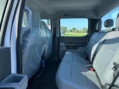 2025 Ford F-250 XL