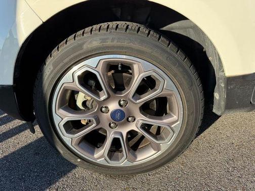 Diamond White 2021 Ford EcoSport Titanium