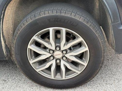 Iridium Metallic 2019 GMC Acadia SLE-2
