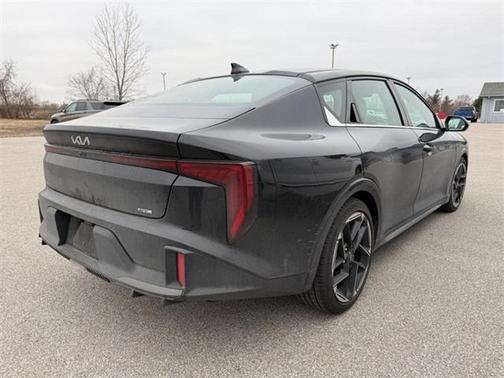 2025 Kia K4 GT-Line