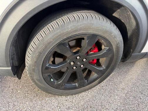 Star White 2023 Ford Explorer ST