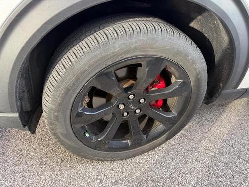 Star White 2023 Ford Explorer ST