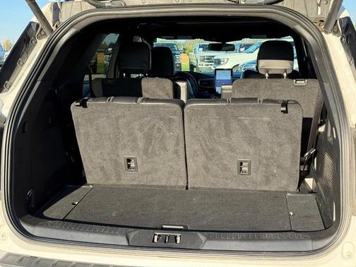 Star White 2023 Ford Explorer ST