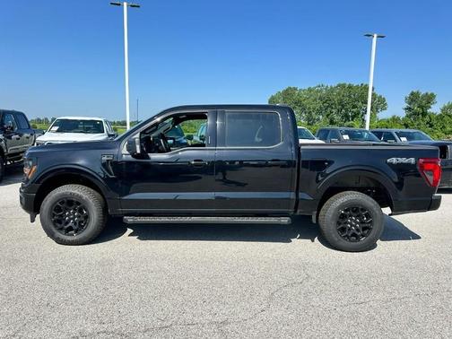 Agate Black Metallic 2026 Ford F-150 XLT