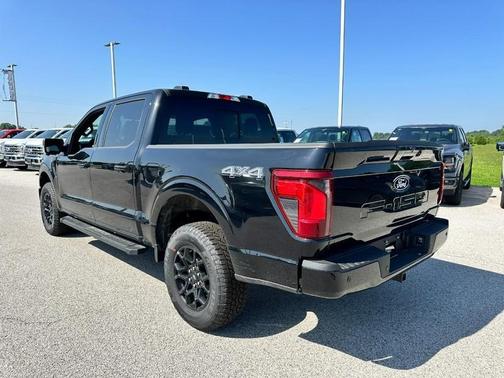 Agate Black Metallic 2026 Ford F-150 XLT