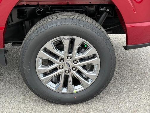 Ruby Red Metallic Tinted Clearcoat 2026 Ford F-150 Lariat