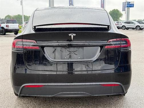 2022 Tesla Model X Base