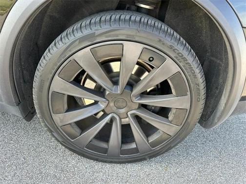 2022 Tesla Model X Base