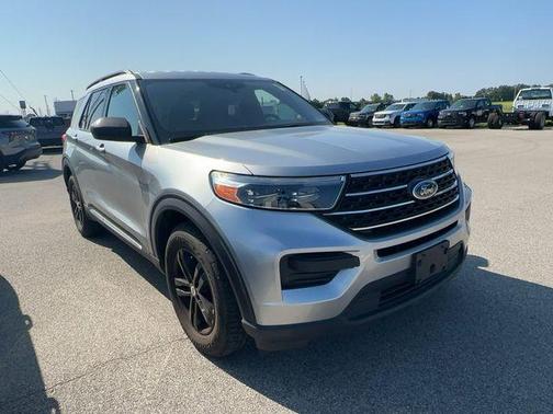 Silver Metallic 2020 Ford Explorer XLT
