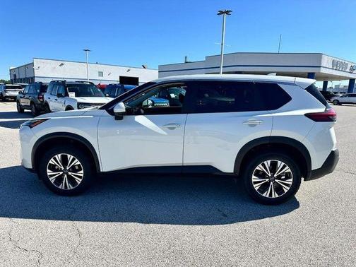 White 2023 Nissan Rogue SV
