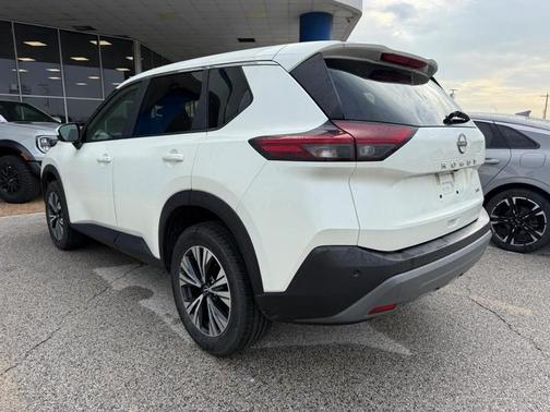 White 2023 Nissan Rogue SV