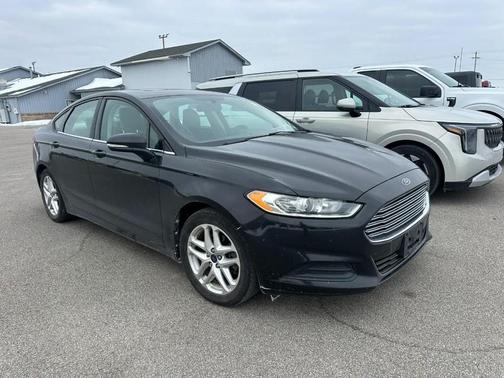 2013 Ford Fusion SE