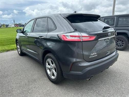 2020 Ford Edge SE