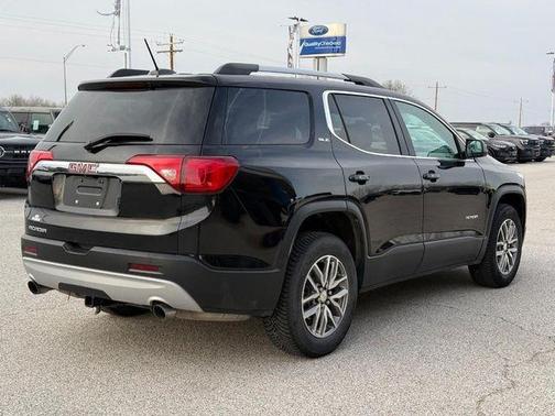 2019 GMC Acadia SLE-2