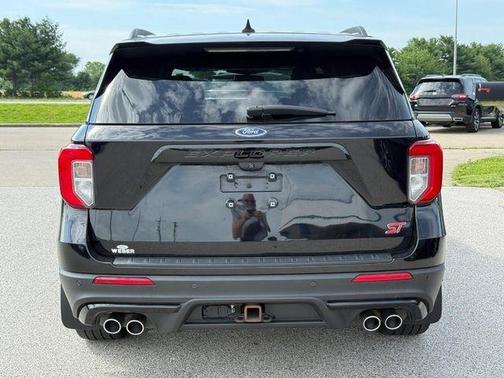 Agate Black Metallic 2021 Ford Explorer ST