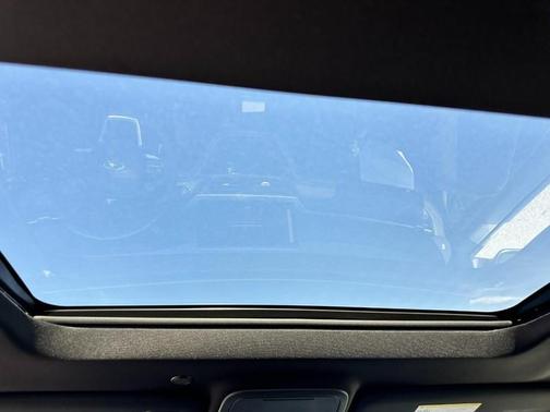 Agate Black Metallic 2026 Ford Explorer Platinum