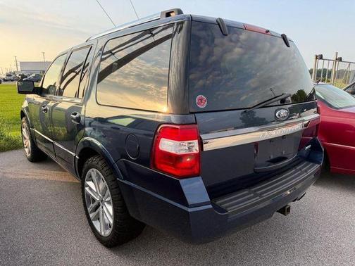 Blue 2016 Ford Expedition Limited