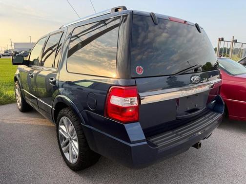 Blue 2016 Ford Expedition Limited