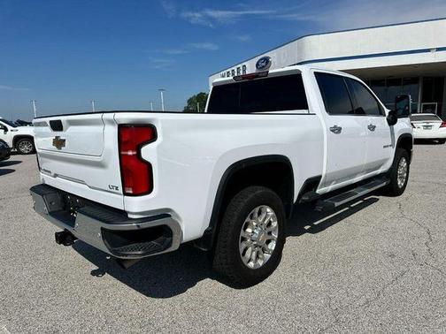 Summit White 2025 Chevrolet Silverado 2500 LTZ