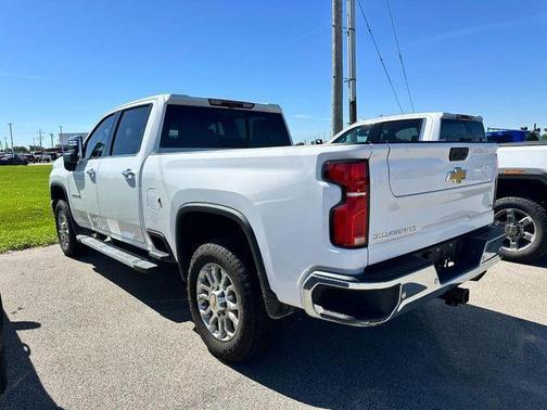 Summit White 2025 Chevrolet Silverado 2500 LTZ