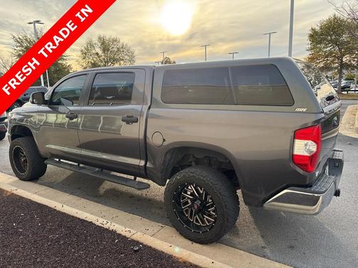 2017 Toyota Tundra SR5