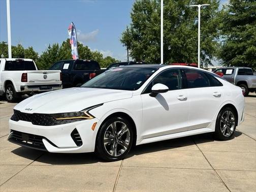 2022 Kia K5 EX