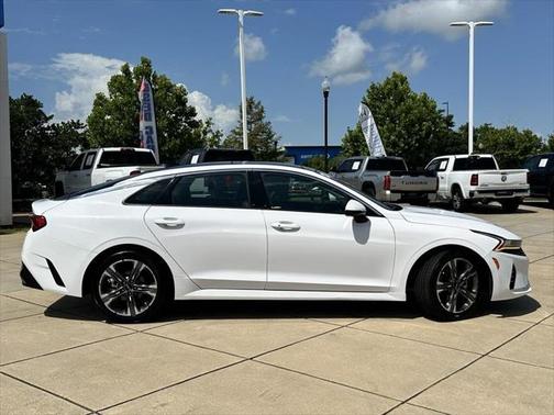 2022 Kia K5 EX