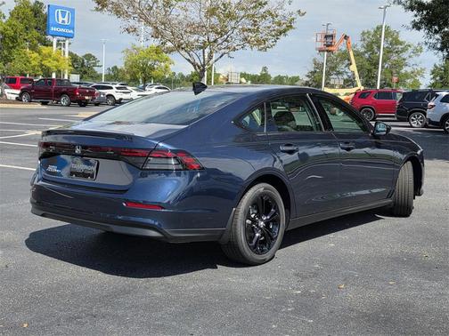 2025 Honda Accord Sport SE 1.5T