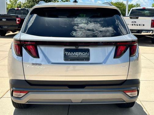 Shimmering Silver 2025 Hyundai TUCSON SEL